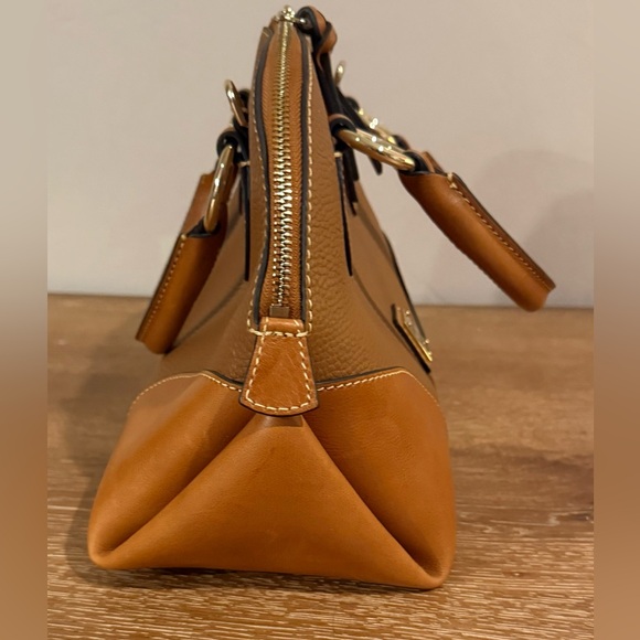 Dooney & Bourke Dome Satchel Crossbody Brown Leather - Picture 4 of 6